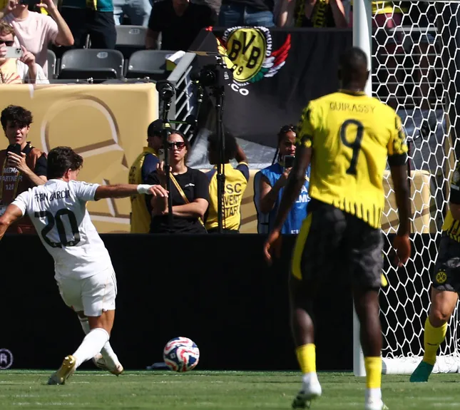 Trực tiếp FIFA Club World Cup Real Madrid vs Dortmund 2-0 (H2): Mbappe và Modric vào sân ảnh 8