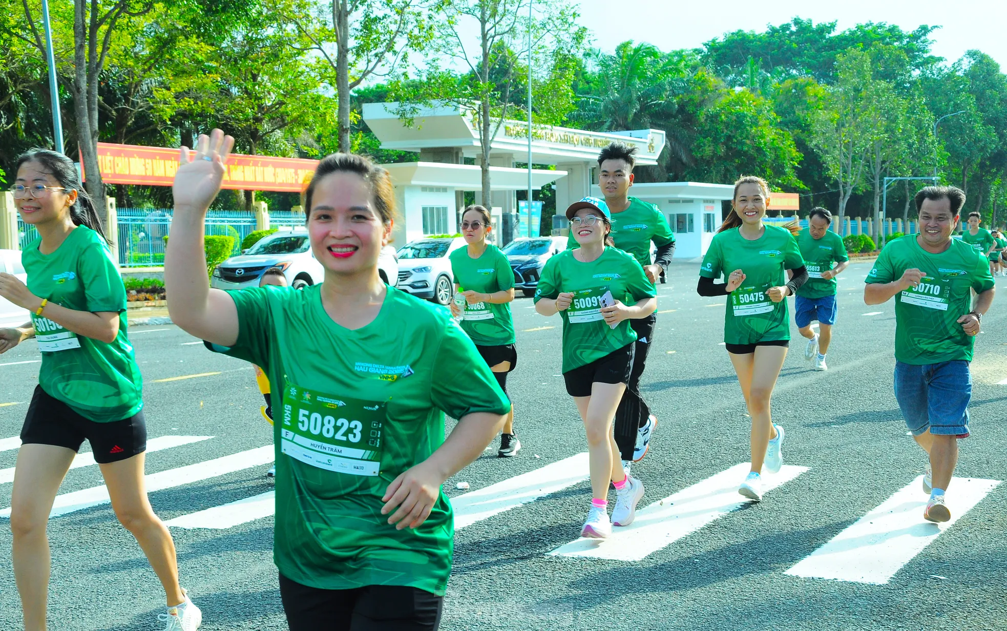 Hơn 5.000 vận động viên chạy tại Mekong Delta Marathon lần thứ 6 ảnh 15