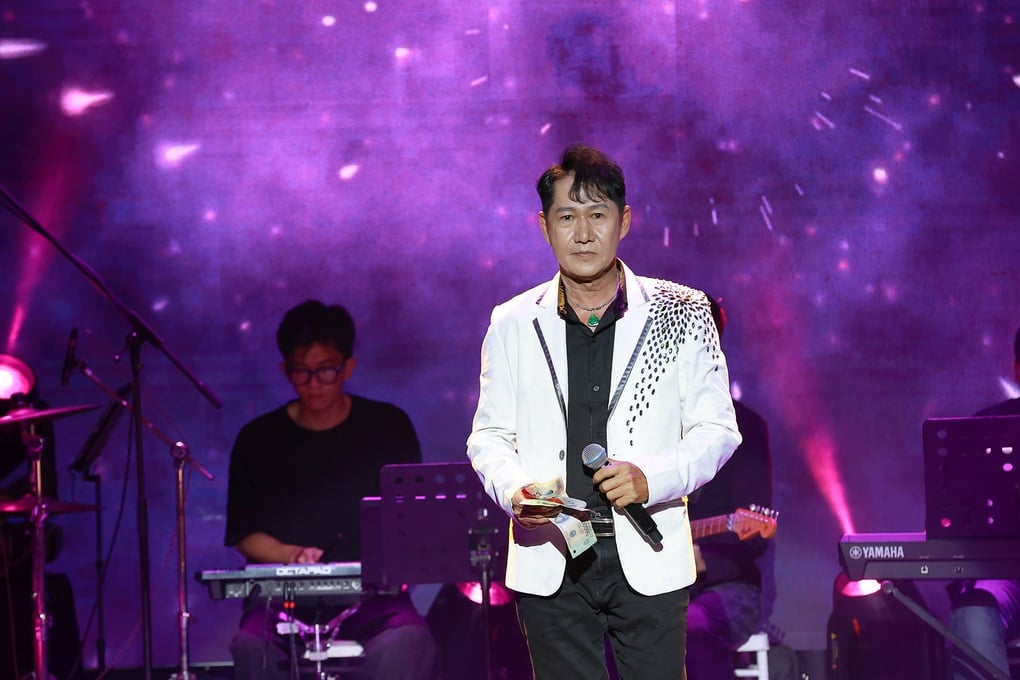 Sỹ Ben Mưa bụi tái xuất sau bạo bệnh, được đàn em dành tặng điều đặc biệt - 2