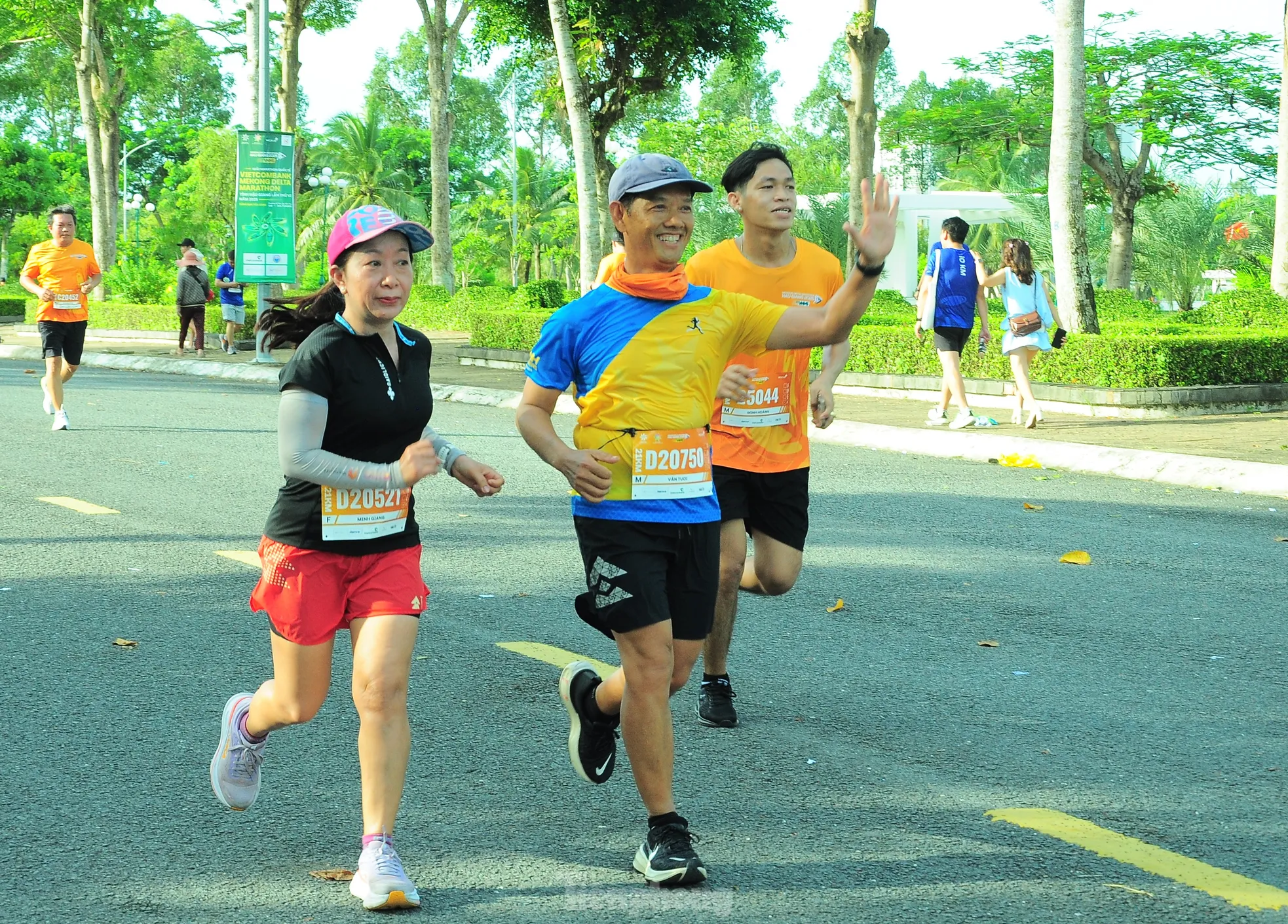 Hơn 5.000 vận động viên chạy tại Mekong Delta Marathon lần thứ 6 ảnh 5