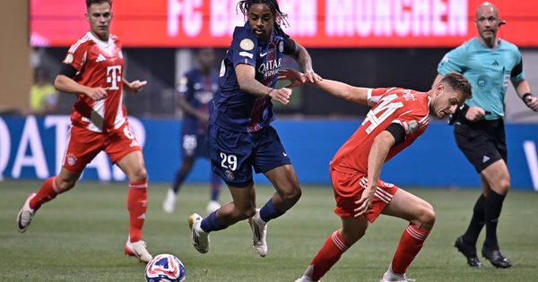 Chơi 9 người, "vua châu Âu" PSG thắng đẹp Bayern Munich tại FIFA Club World Cup
