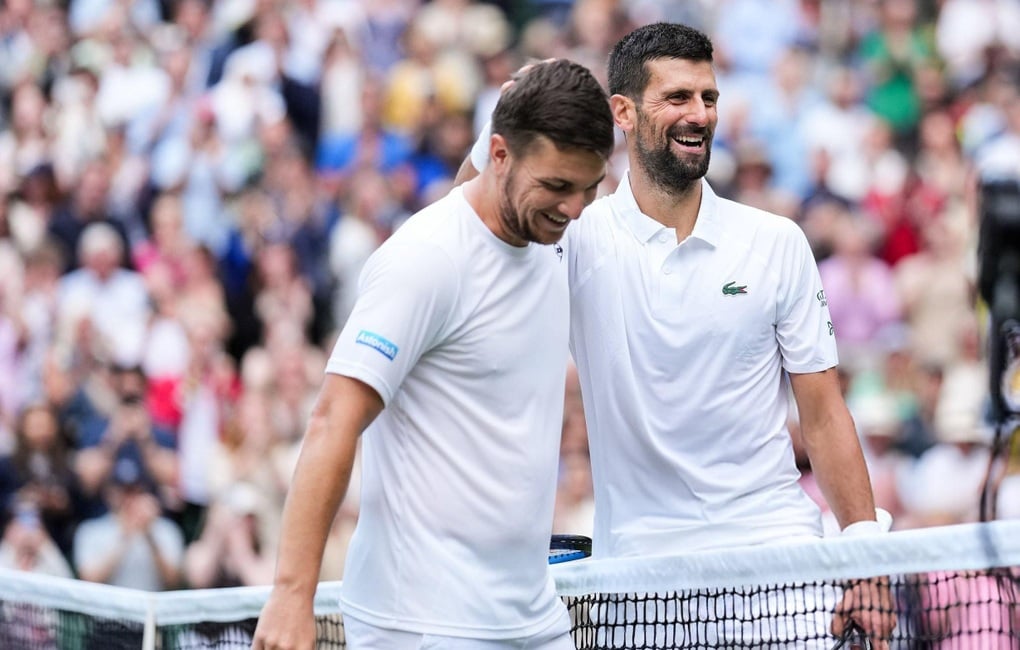 Djokovic cán mốc 100 chiến thắng ở Wimbledon - 2