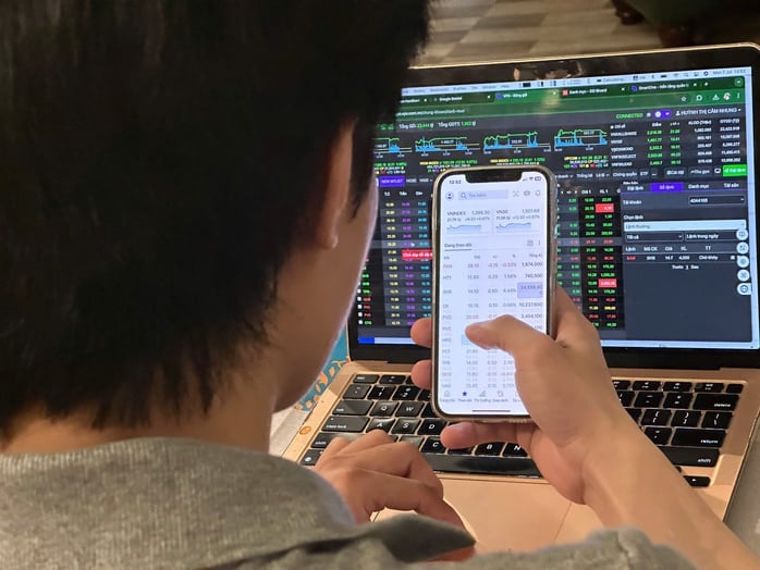 VN - Index vượt 1 . 400 Điểm: Tiền ồ ạt vào chứng khoán việt nam - Ảnh 2.