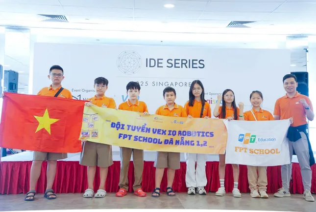 សិស្ស FPT Da Nang រក្សា​សញ្ញា​ពិសេស​ក្នុ​ងការ​ចូល​ទៅ​ដល់​អាយុ​ប្រាំមួយ​ឆ្នាំ