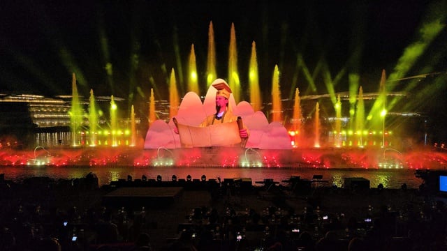 Show thực cảnh 'Sử thi Âu Lạc' thu hút hàng ngàn người dân và du khách - Ảnh 5.