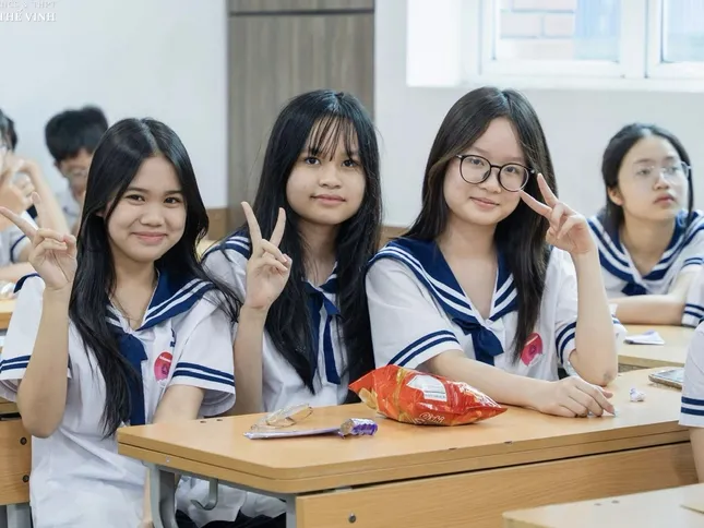 Trường THPT tư thục 'hot' ở Hà Nội có điểm tuyển đầu vào cao ngang trường công top đầu ảnh 1