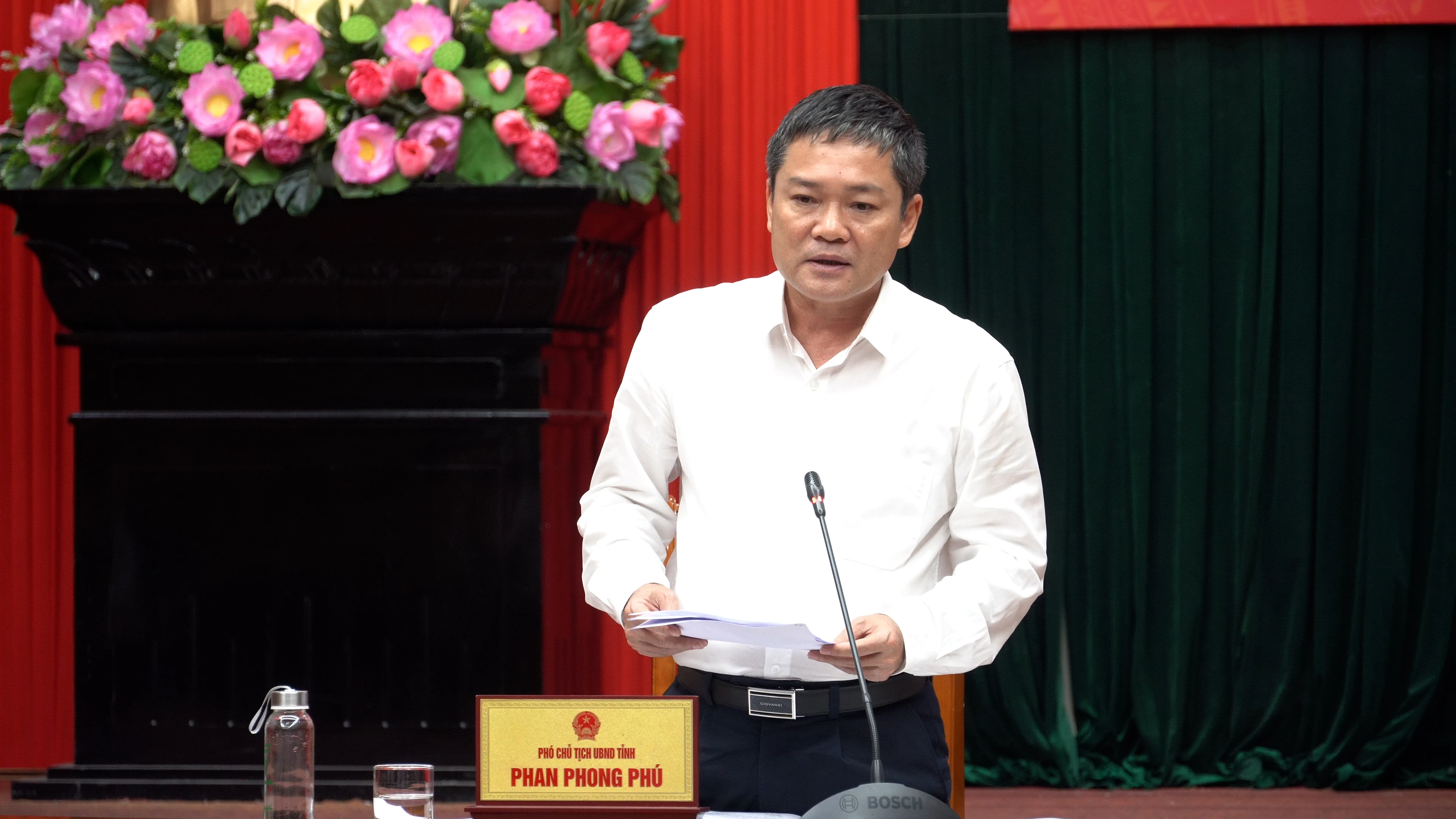 Khẩn trương tháo gỡ những vướng mắc còn lại của Dự án đường bộ cao tốc Bắc - Nam