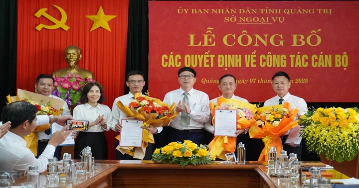 Sở Ngoại vụ công bố các quyết định nhân sự