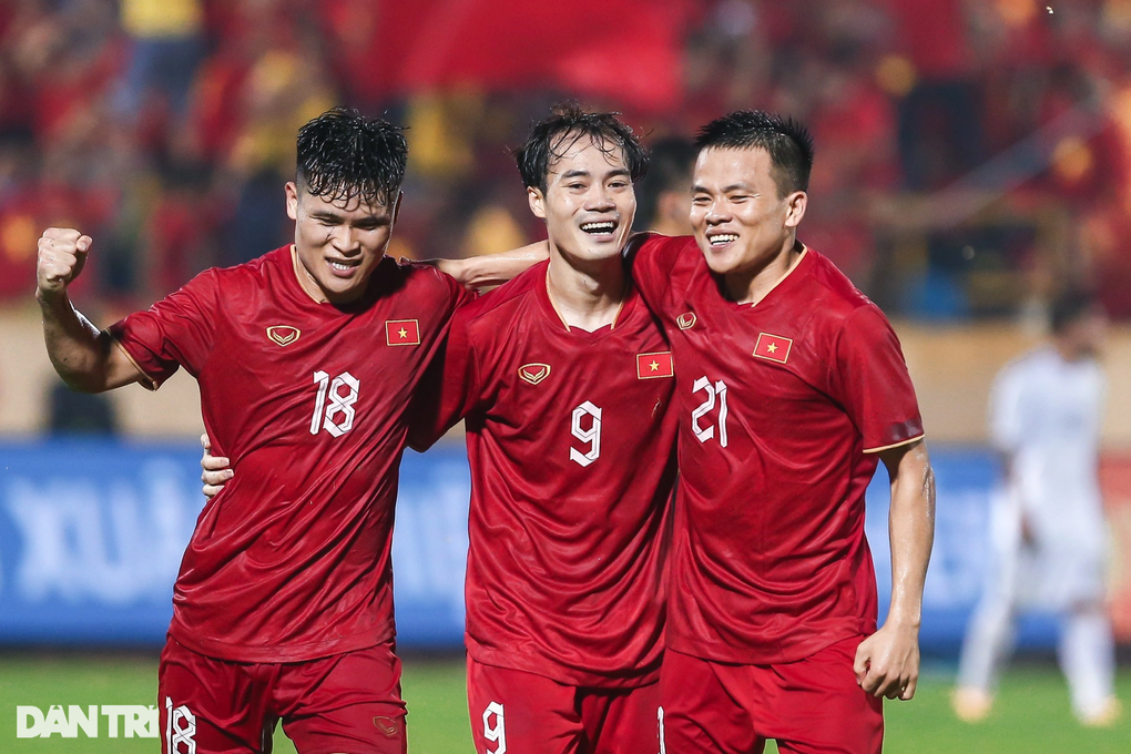CĐV Đông Nam Á phản ứng khi tuyển Việt Nam đặt mục tiêu dự World Cup - 1
