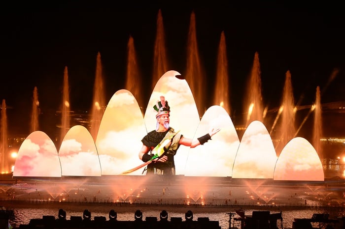 Giáo dục lịch sử dân tộc qua show diễn “Sử thi Âu Lạc” -0