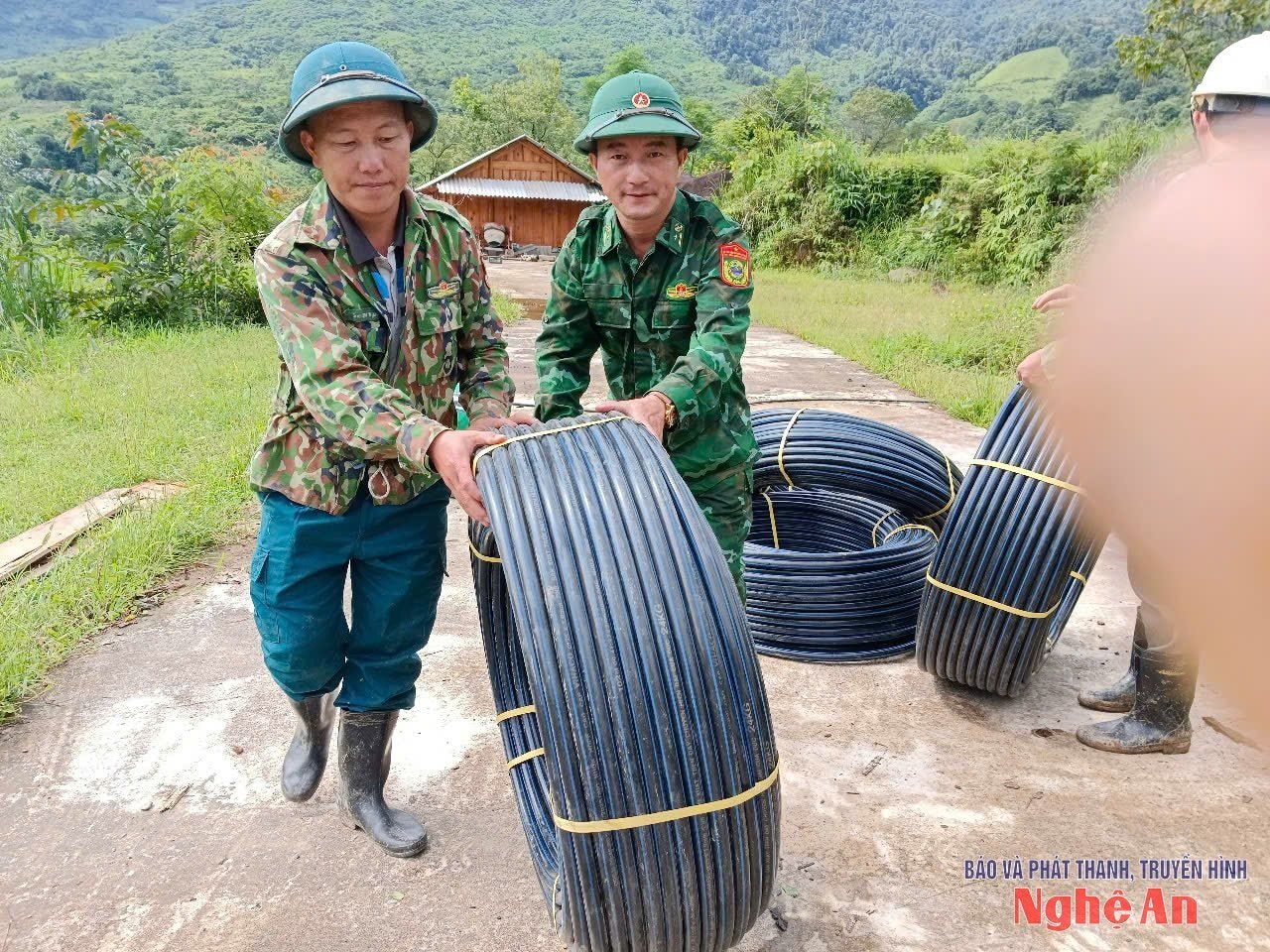 Anh 7