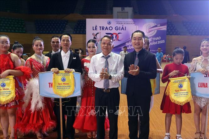 Gần 1400 vận động viên tranh tài Khiêu vũ thể thao tại Đà Nẵng - Ảnh 2.
