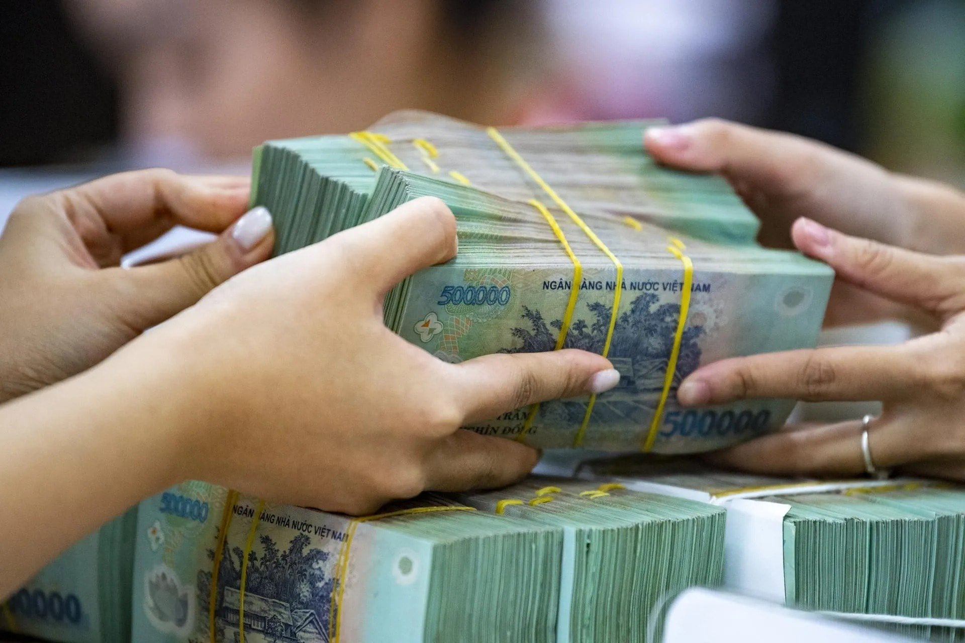أسعار الفائدة في البنك لعام 2025 لمدة 4.7 سنوات، فرصة 2019