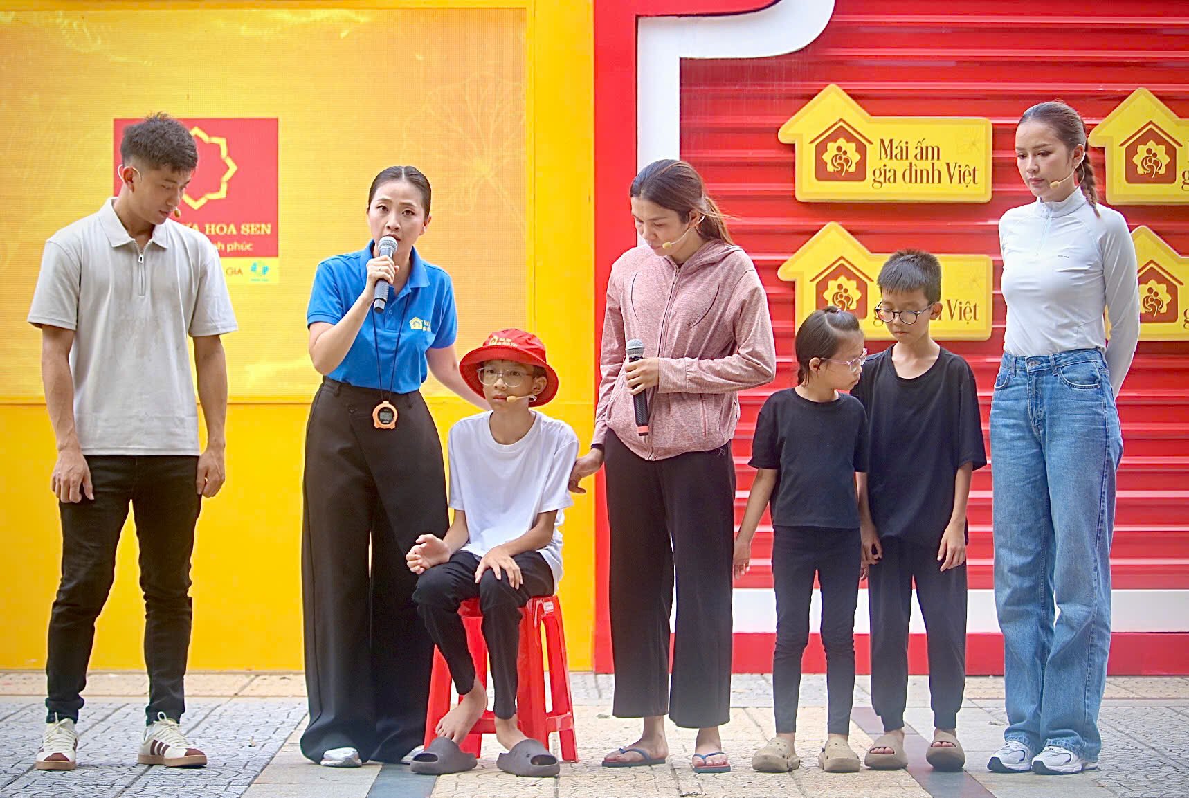 Hoa hậu Ngọc Châu xúc động khi trở lại chương trình lần thứ hai. Cô chia sẻ mong muốn đồng hành lâu dài cùng trẻ em khó khăn trên cả nước và lan tỏa những giá trị tích cực.