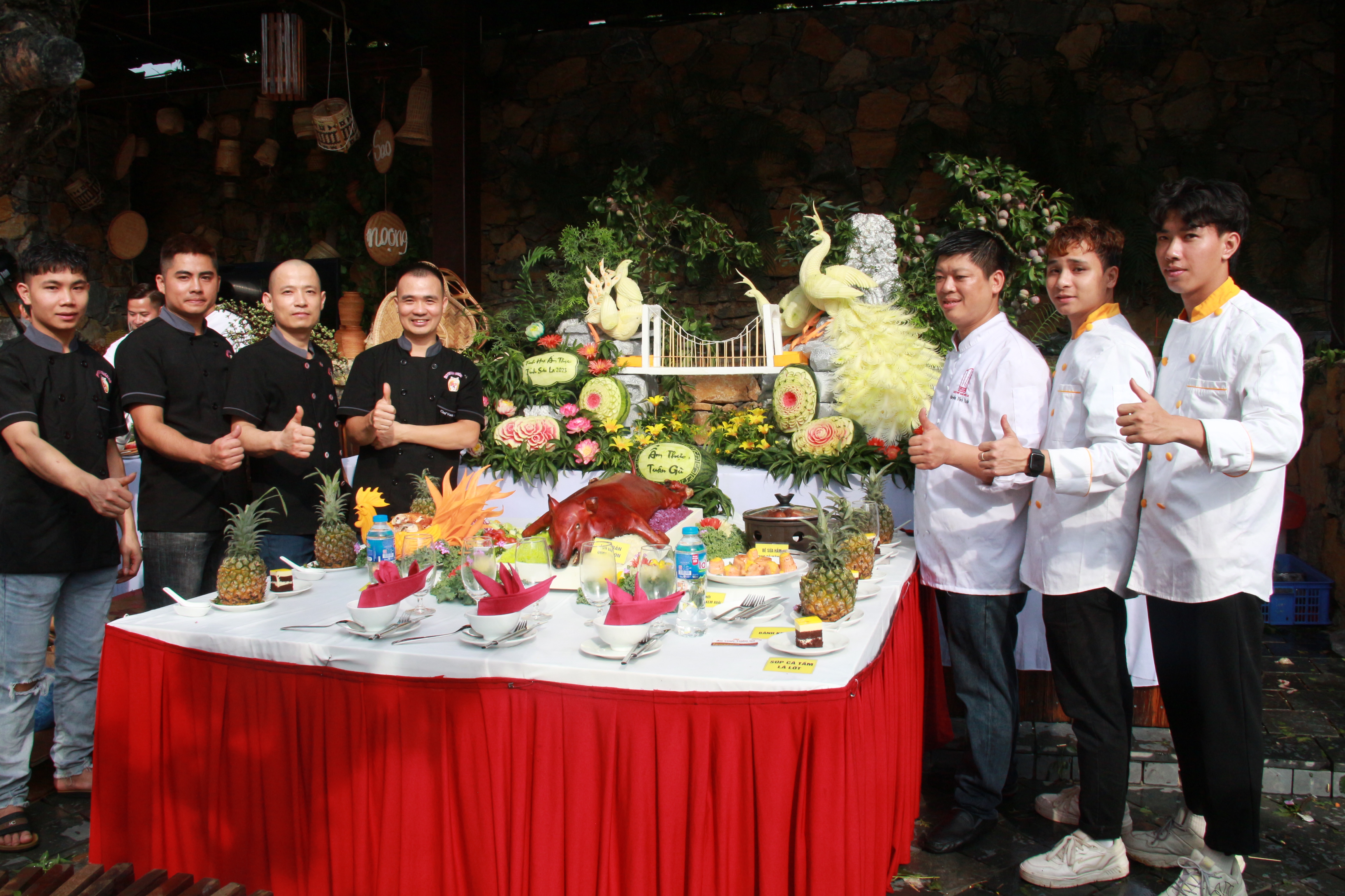 am-thuc-doc-dao-cua-moc-chau.jpg