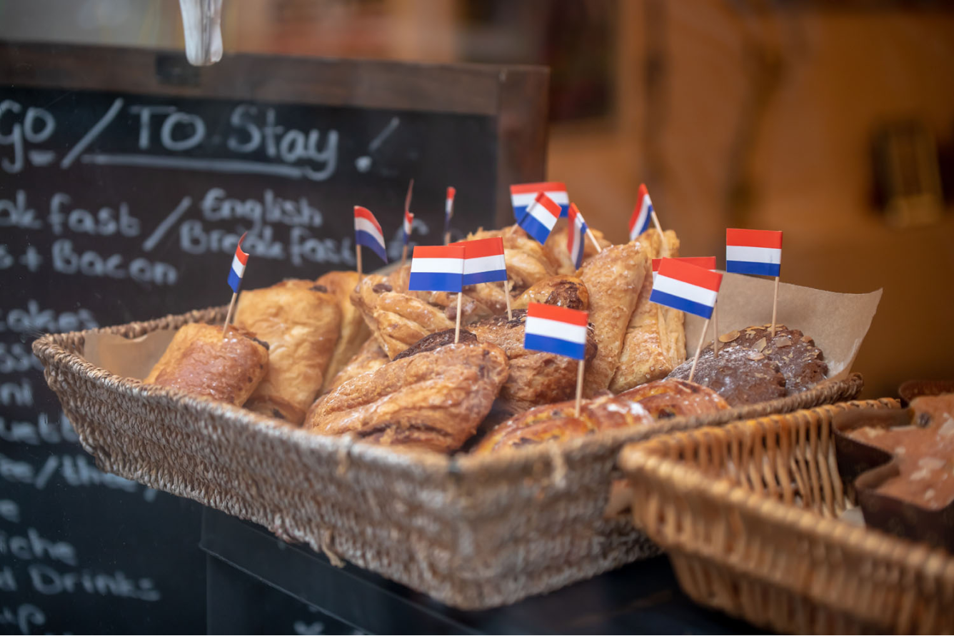 មុខម្ហូបរដូវក្តៅកំពូលទាំង 5 នៅប្រទេសហូឡង់៖ រសជាតិស្រស់ៗនៅក្នុងទឹកដីនៃរោងម៉ាស៊ីនខ្យល់