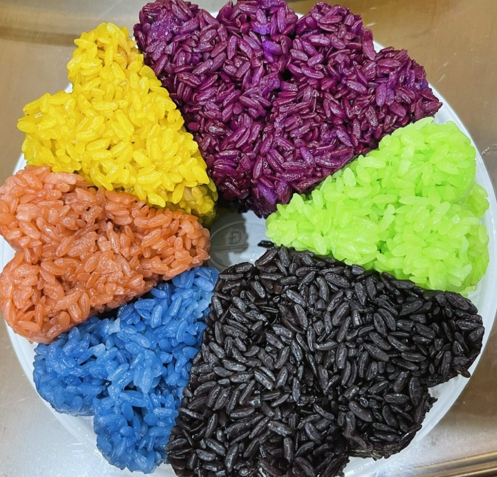 xoi-ngu-sac-thanh-minh.jpg