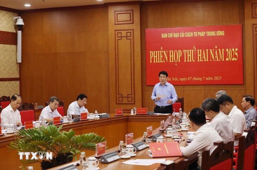 Chủ tịch nước Lương Cường, Trưởng Ban Chỉ đạo Cải cách Tư pháp Trung ương phát biểu kết luận. (Ảnh: Lâm Khánh/TTXVN)