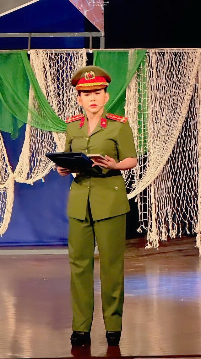 Hạnh phúc mỉm cười với NSƯT Minh Nhí và Bình Tinh trong vở diễn đặc biệt- Ảnh 1.