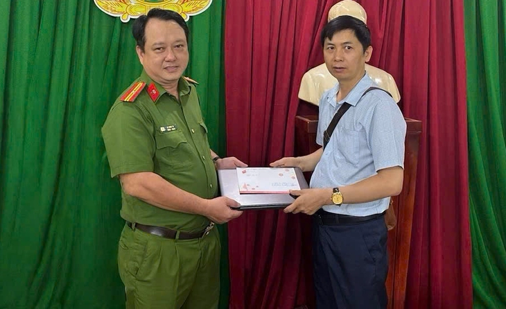công an phường chợ quán - Ảnh 1.