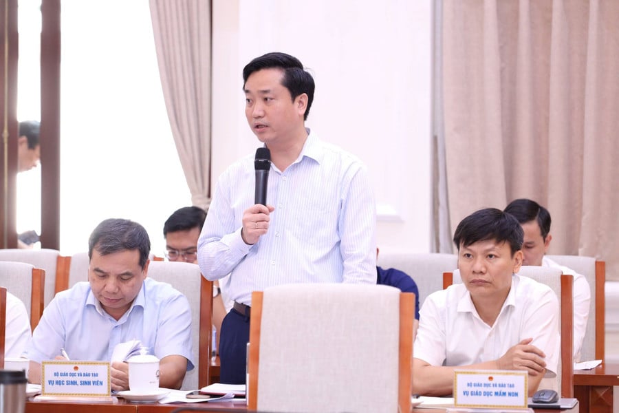 hoi-nghi-5.jpg