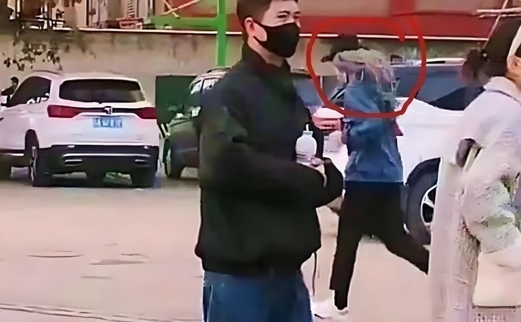 Người đàn ông cải trang, đội tóc giả đi thi hộ nữ sinh - 1