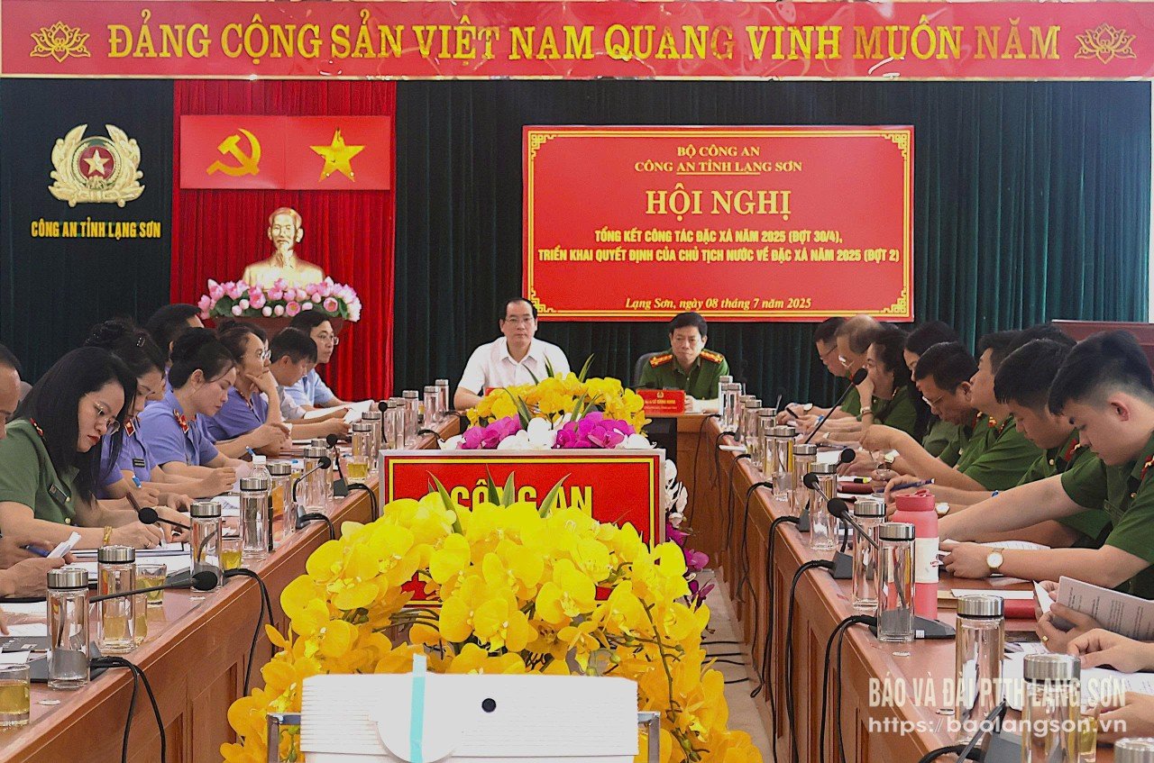 anh,dac,xa,15223808.jpg