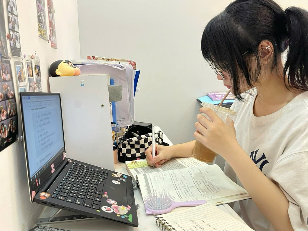 Caffeine và giấc ngủ bị đánh cắp của thế hệ cày điểm - 1