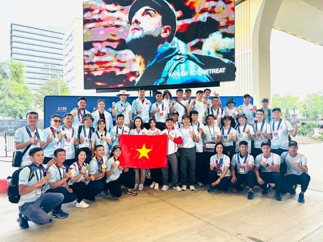 T&T Group thưởng gần 500 triệu đồng cho đoàn thể thao CAND, xạ thủ Trịnh Thu Vinh tạo ấn tượng- Ảnh 1.