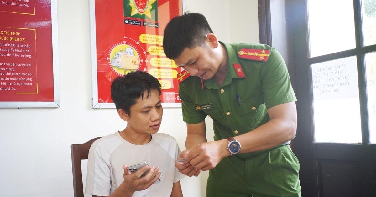 Die Polizei von Da Nang bemüht sich nach der Fusion, den Menschen Ausweise auszustellen