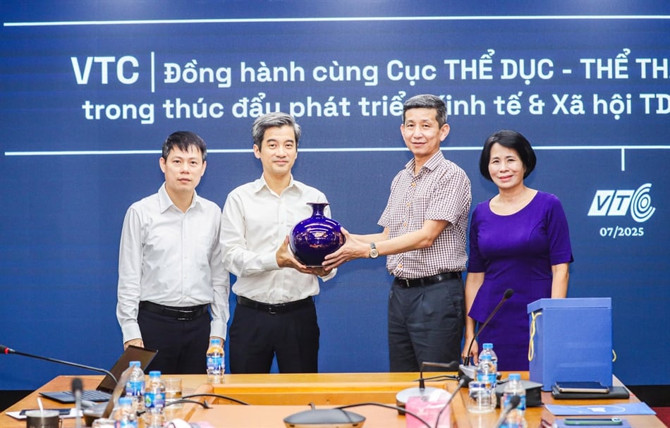 Phối hợp triển khai công tác chuyển đổi số sức khỏe thể chất toàn dân và nâng cao thể thao học đường - Ảnh 1.