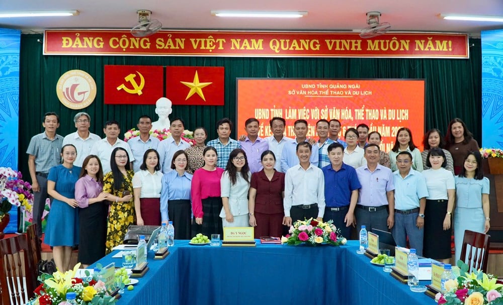 Lãnh đạo tỉnh Quảng Ngãi làm việc với Sở VHTTDL - ảnh 4