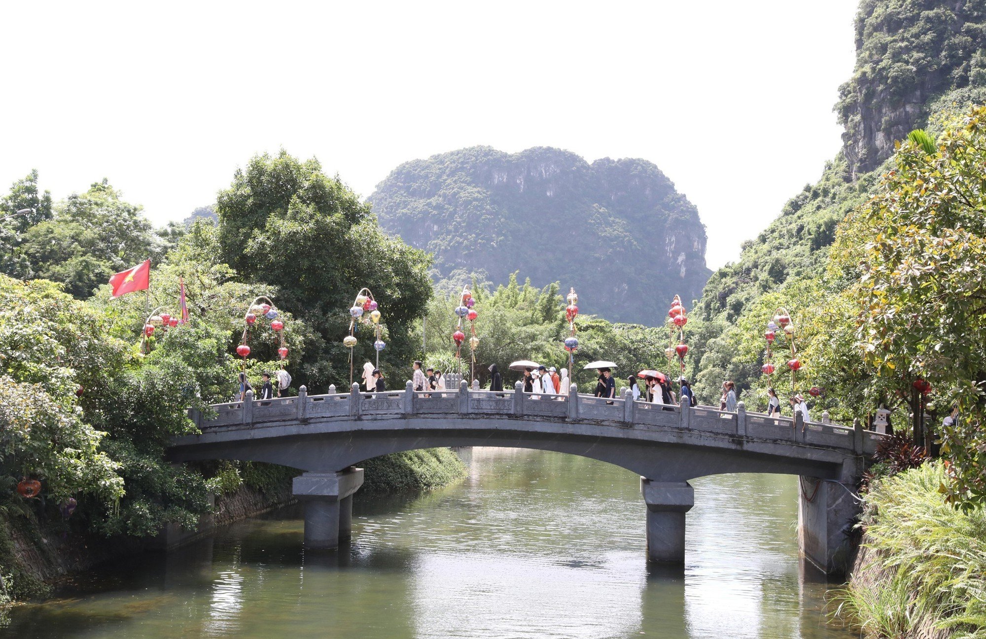 Ngày Du lịch Việt Nam (9/7): Khơi dậy tiềm lực, định hình bản sắc, hướng tới phát triển bền vững - Ảnh 3.
