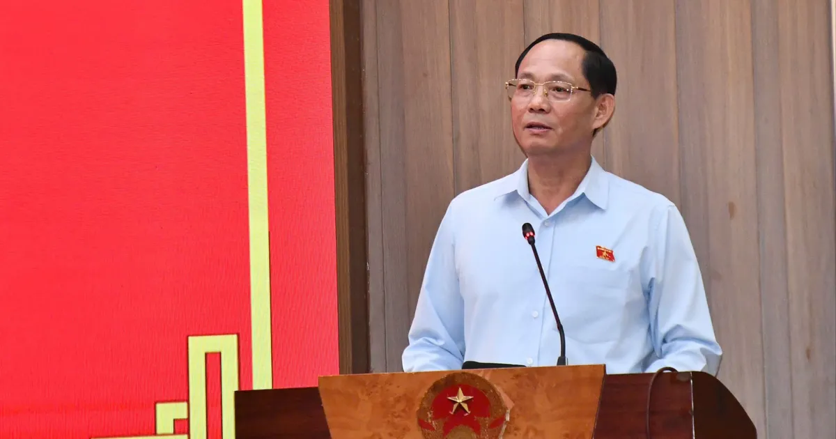 Phó Chủ tịch Quốc hội Trần Quang Phương tiếp xúc cử tri tỉnh Quảng Ngãi