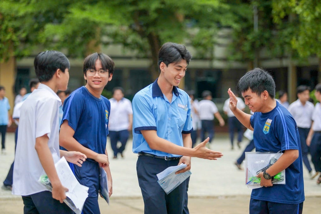 Những tỉnh thành nào có từ 3 trường chuyên trở lên sau sáp nhập? - 1