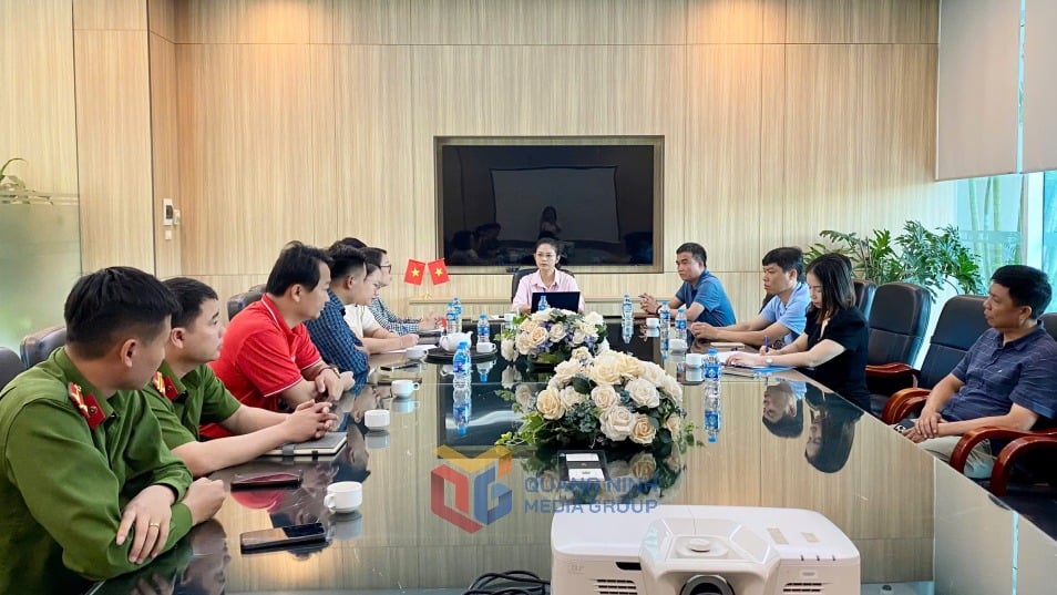 Đoàn kiểm tra liên ngành của phường đã kiểm tra hoạt động kinh doanh dịch vụ tại khu đô thị Marina, Tập đoàn Bim.