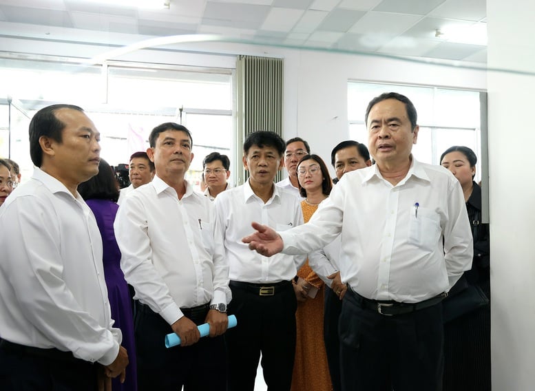 Cấp xã mới ở Cần Thơ: Dịch vụ thông suốt, người dân hài lòng- Ảnh 1.