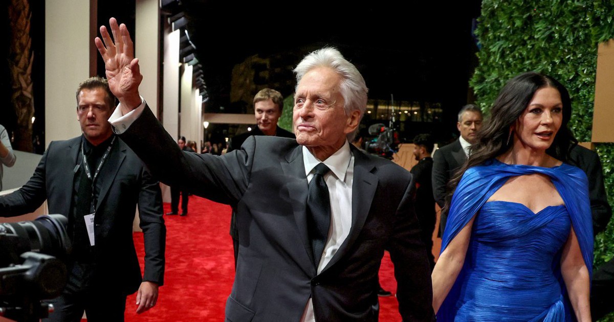 Hôn nhân của Michael Douglas và Catherine Zeta-Jones đang trên bờ vực thẳm?
