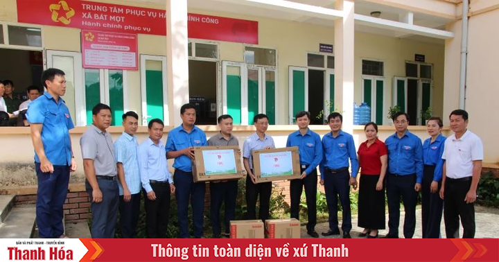 Bí thư Trung ương Đoàn Nguyễn Minh Triết thăm, động viên đội hình tình nguyện hỗ trợ vận hành chính quyền địa phương 2 cấp