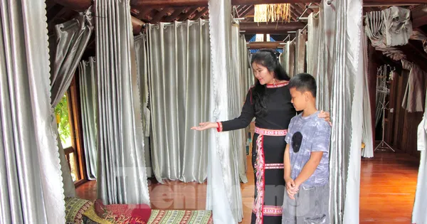 Người đồng bào dân tộc thiểu số phát triển kinh tế từ bản sắc văn hoá truyền thống