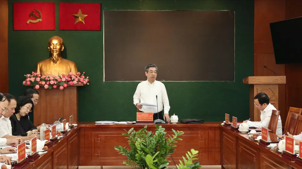 Đồng chí Nguyễn Phước Lộc phát biểu tại buổi làm việc