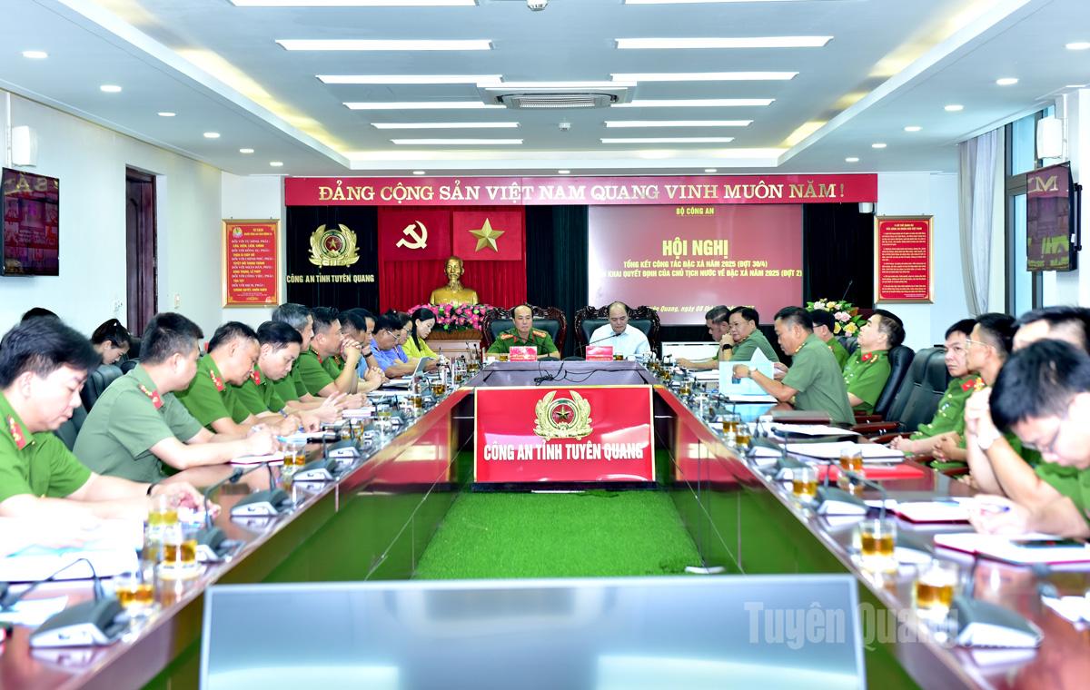 Các đại biểu dự tại điểm cầu Công an tỉnh.