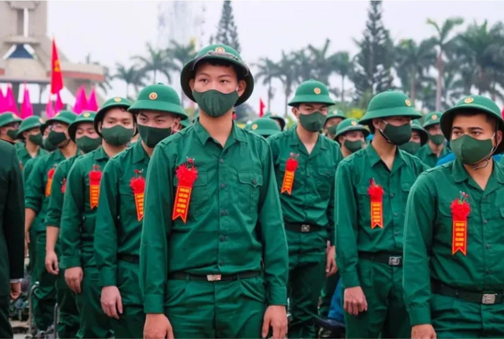 Thông tư quy định: Không gọi nhập ngũ vào Quân đội những công dân mắc tật khúc xạ cận thị lớn hơn 1.5.