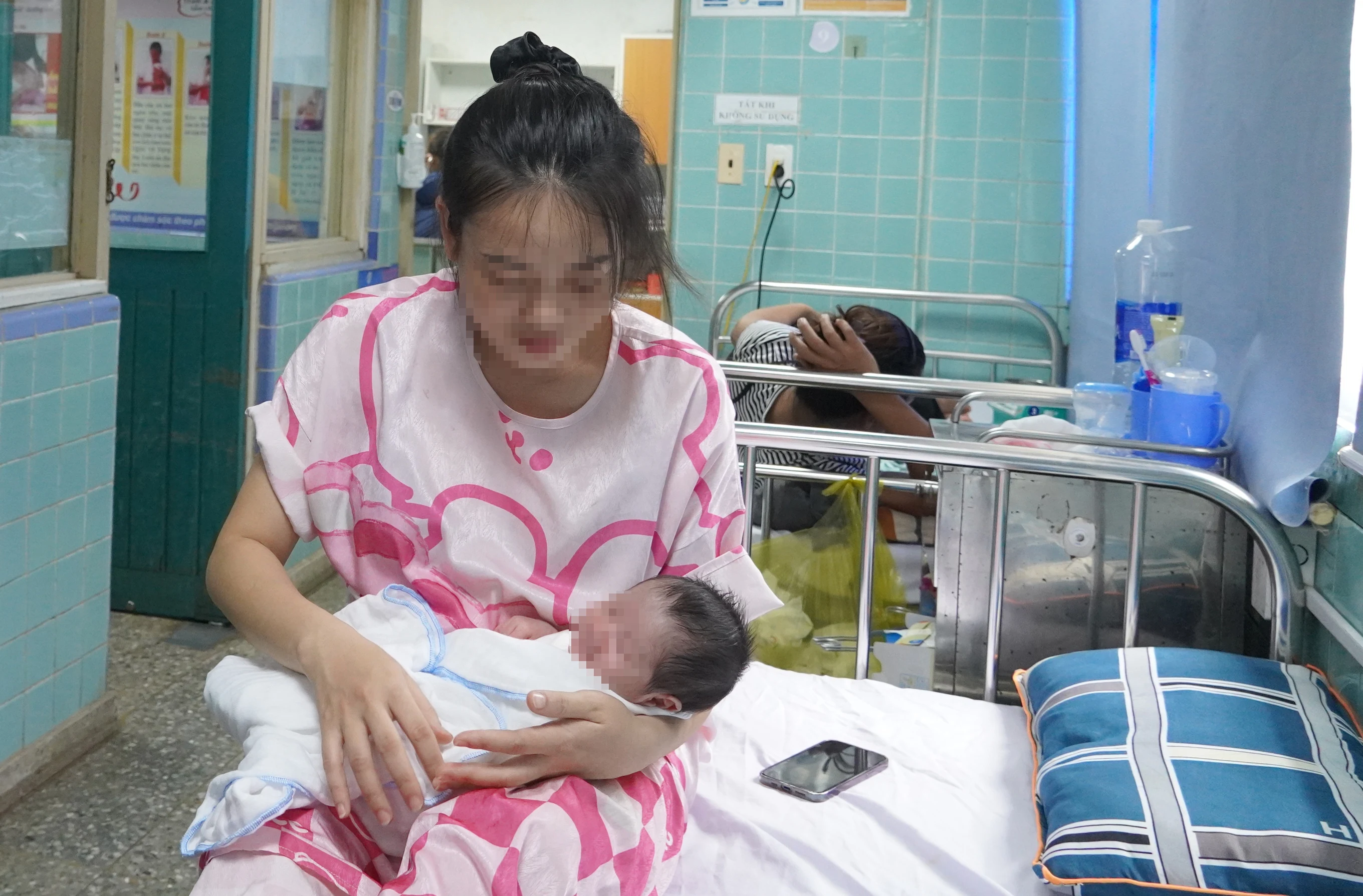 Phẫu thuật cho bệnh nhi 2 ngày tuổi mắc căn bệnh hiếm gặp