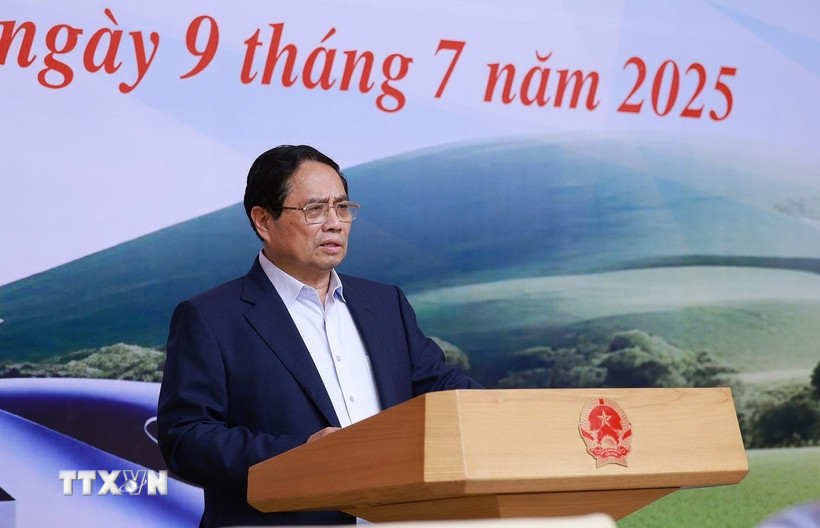 នាយក​រដ្ឋមន្ត្រី​៖ ព្រម​គ្នា​កាត់​ដី​សាងសង់​ផ្លូវ​រថភ្លើង​ល្បឿន​លឿន​ខាងជើង​-​ត្បូង