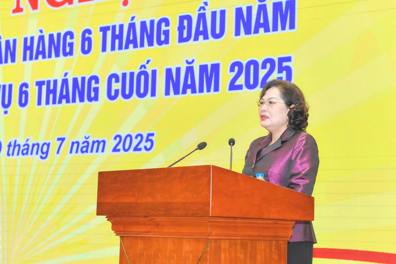 Điều hành linh hoạt, tái cơ cấu mạnh mẽ: Ngành ngân hàng tăng tốc trong năm cuối kế hoạch 5 năm- Ảnh 1.