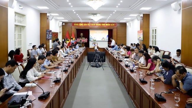 Bộ trưởng Nguyễn Văn Hùng chủ trì Hội nghị triển khai nhiệm vụ trọng tâm của ngành Du lịch 6 tháng cuối năm 2025 - Ảnh 3.
