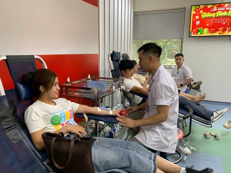 Cần thêm 30.000 đơn vị máu điều trị cho bệnh nhân dịp hè- Ảnh 1.