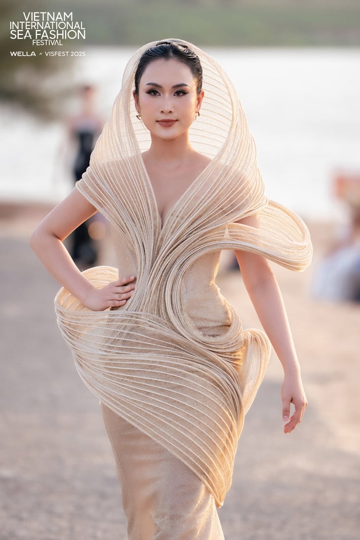 Bàu Trắng - Ảnh 6.