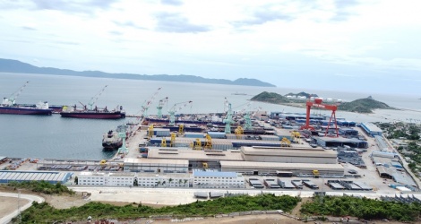 Khanh Hoa៖ ទាក់ទាញគម្រោងថ្មីចំនួន ៦ មកកាន់តំបន់សេដ្ឋកិច្ច Van Phong